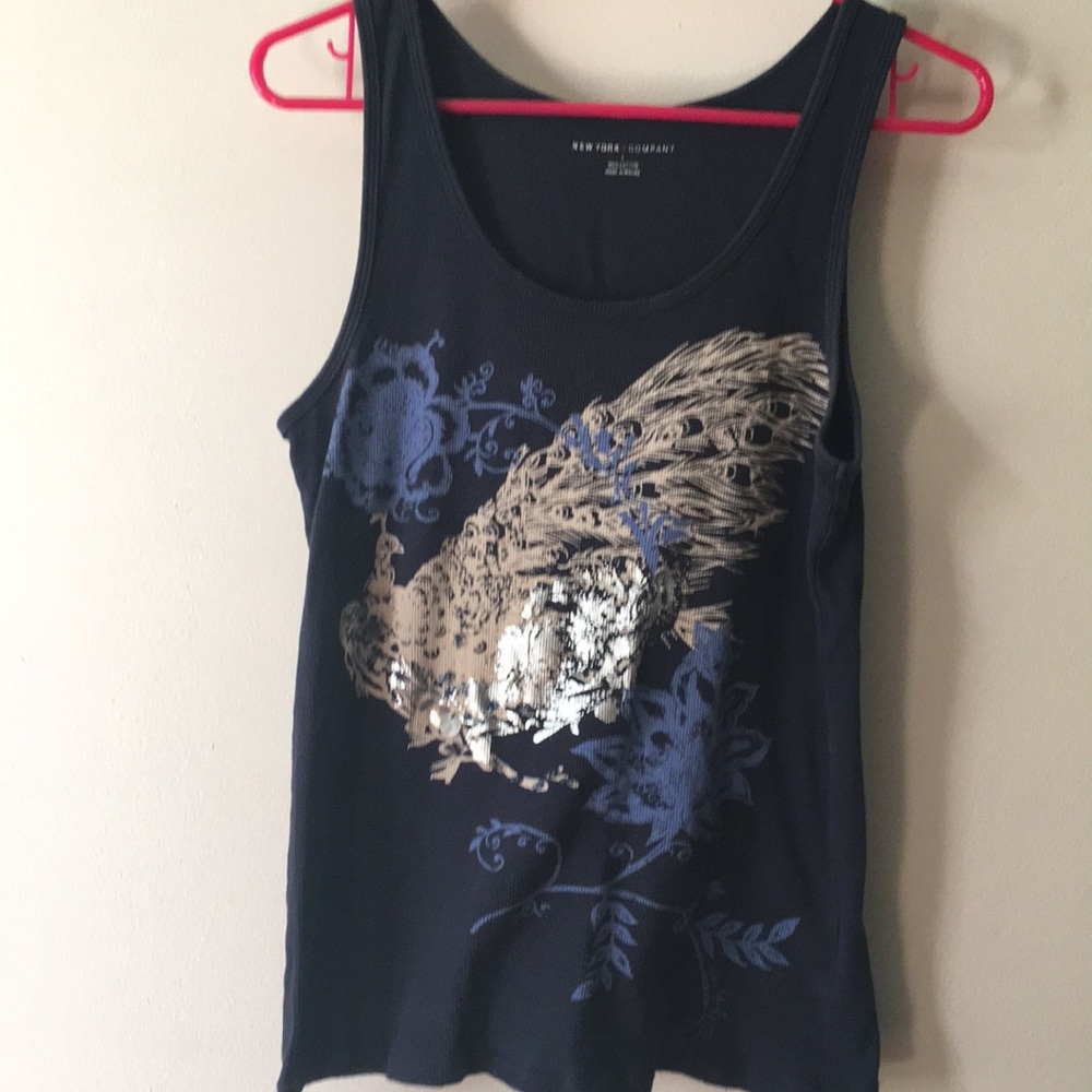 Stylish NY&C tank. Barely worn, size L.